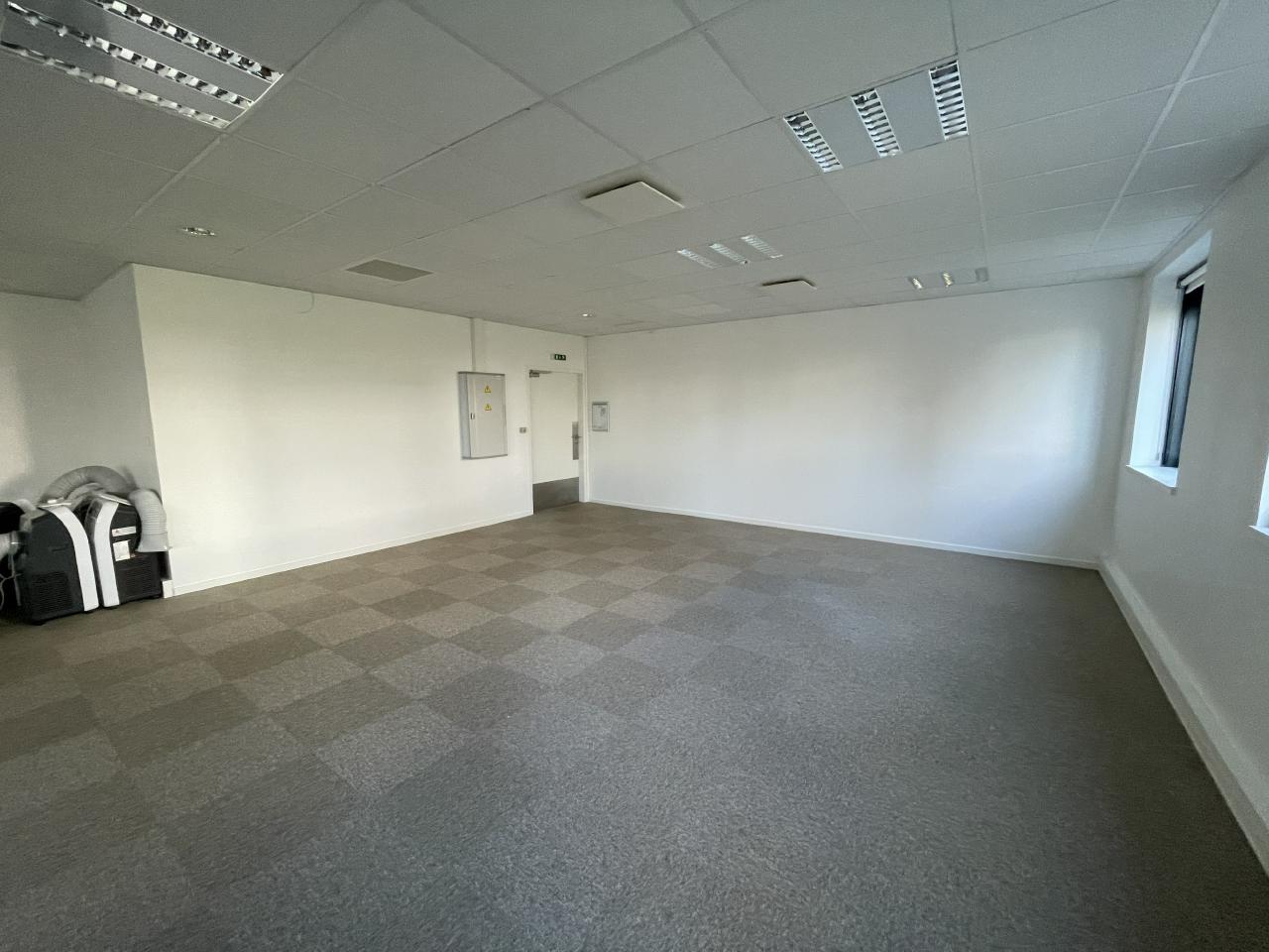 Bureau Saint-Herblain 212m² Location bureau Saint-Herblain Loire-Atlantique OLBUR2113249 1